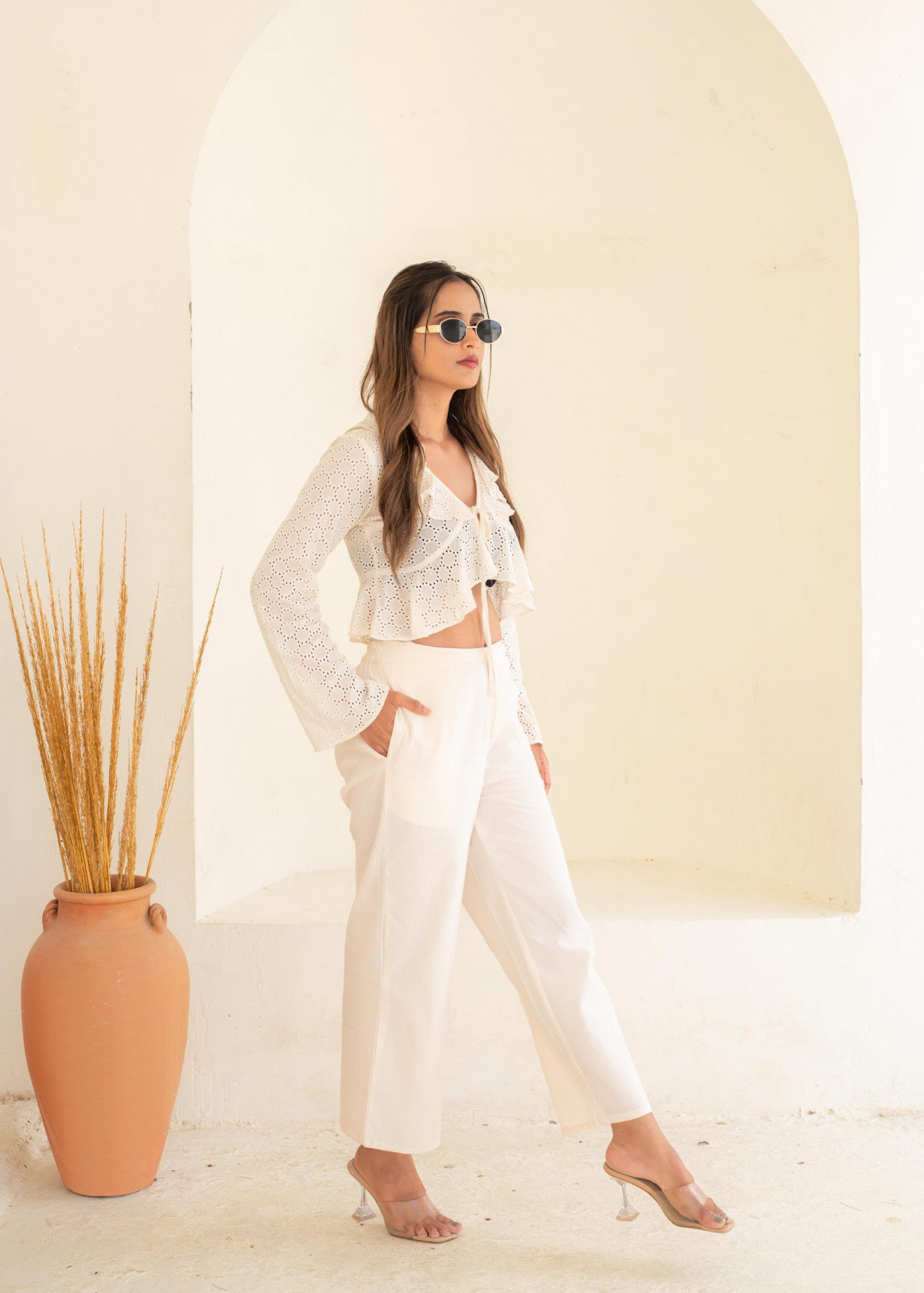 Women’s Off-White Solid Straight Cotton Pants with Pocket