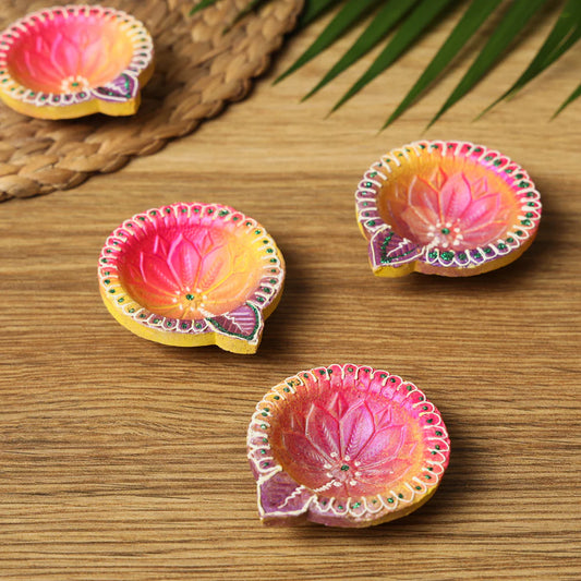 Handpainted Terracotta Diya Set (4 pcs)
