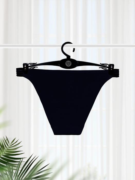 Susie Black Beauty Solid Seamless Bikini Panty – Low Waist, Invisible Fit