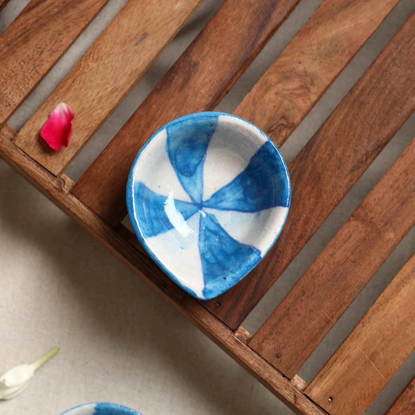 Jaipur Elegance – Handcrafted Blue Pottery Diya Set (4 pcs)