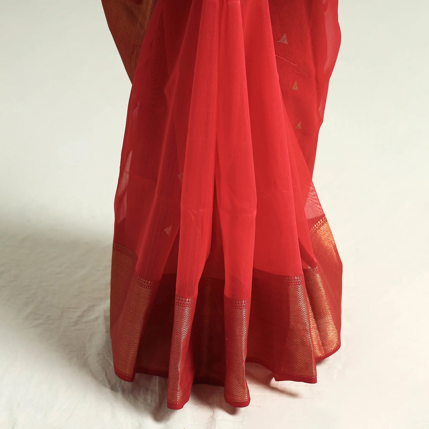 Traditional Red Chanderi Silk Handloom Saree With Zari Border & Buti