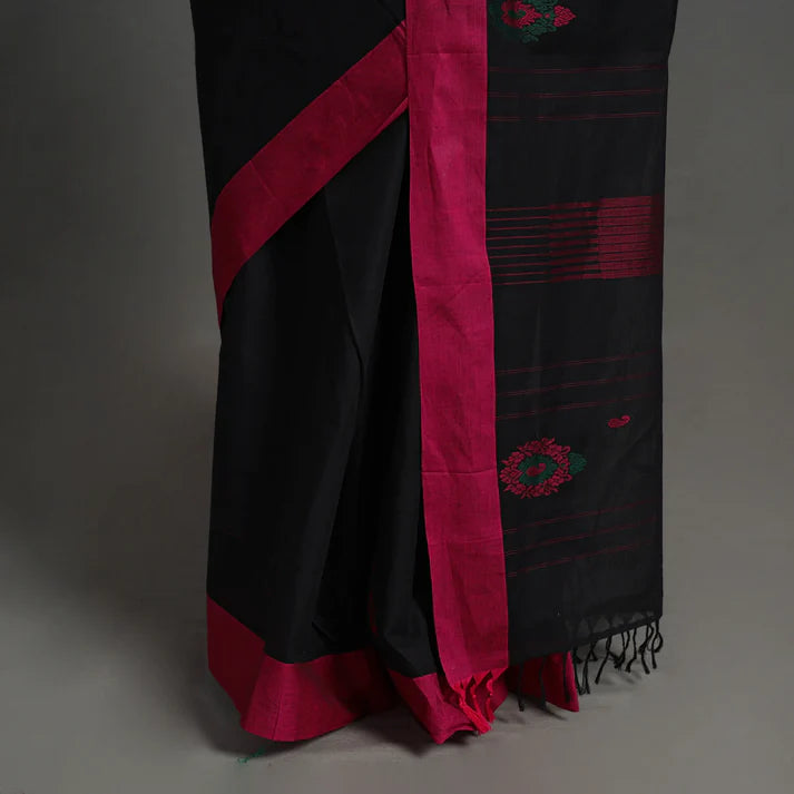 Plumvera black kanchipuram cotton saree with magenta border and subtle floral motifs ideal for festive occasions